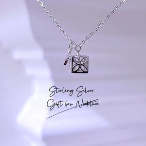 Sterling Silver Gift box Necklace